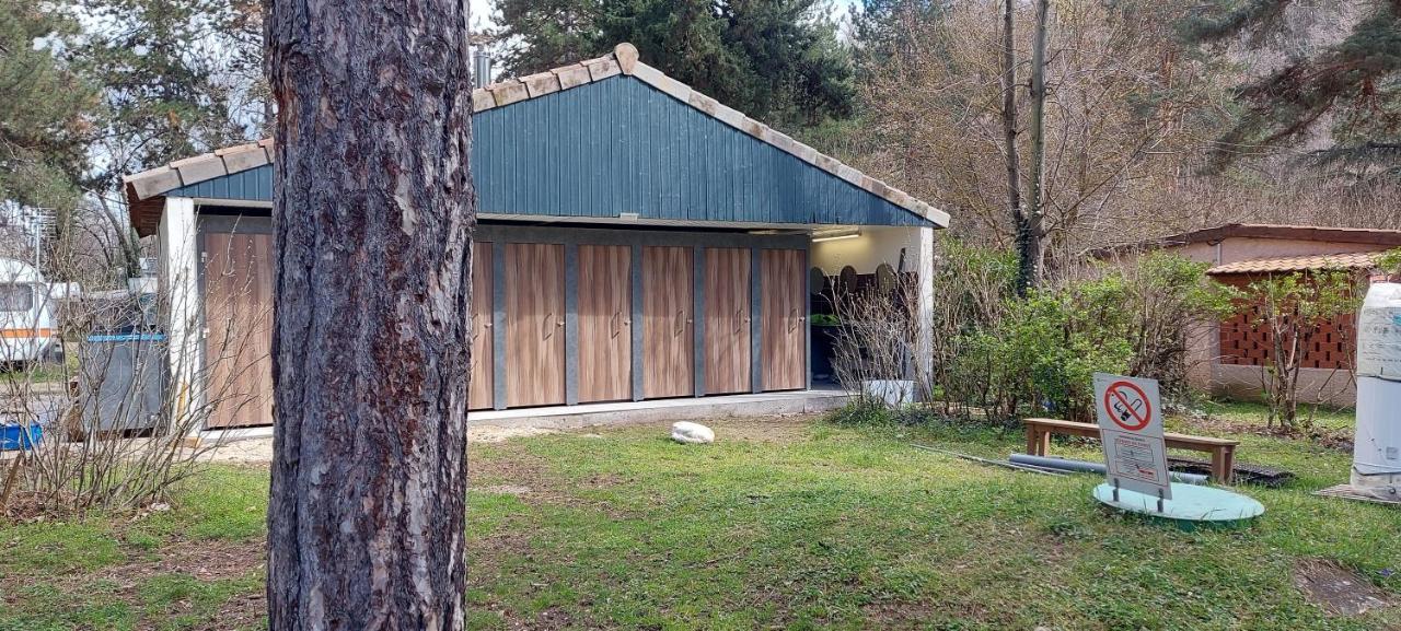 Camping Les Sables Tournon-sur-Rhone Bagian luar foto